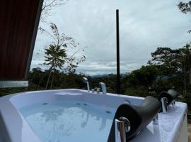 Refugio de la niebla puyo glamping, Hotel in Puyo