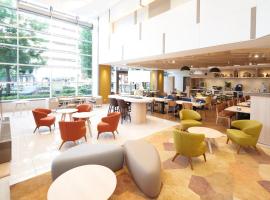 Holiday Inn & Suites Shin Osaka by IHG, hotel i Osaka