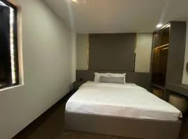 Kim's Hotel