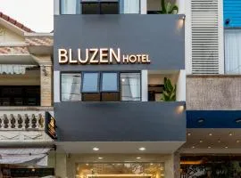 Bluzen Hotel