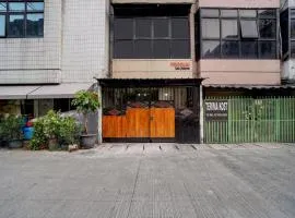 Hotel O near RS Husada formerly Pondokan Kota 2