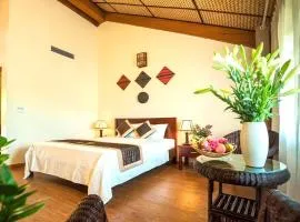 Hoa Binh Resort