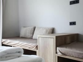 Hestheimar, hotell i Hella