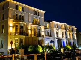 The Carlton Hotel