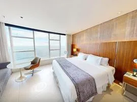 Quarto Suíte Luxo de frente para o Mar no Hotel Nacional
