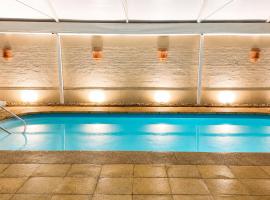 Hotel Ajax, hotell i Punta del Este