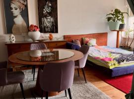 Royal Apartment 02, hotel i Schaan