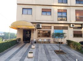 São Neutel, hotell i Chaves