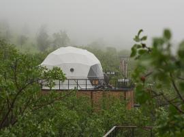 EcoHouse Glamping by ART HOTEL, hotell sihtkohas Bishkek