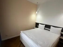 Astra City Hotel