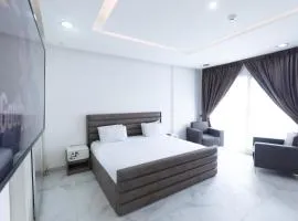 Sky Suites-TURQUAZ