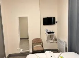 18 Budget Inn