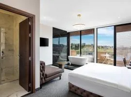 Highgarden Hotel