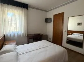 Single Rooms