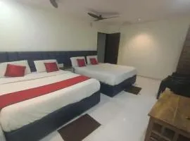 FabHotel Anu Grand