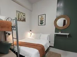 Ortigas Uptown Bonifacio CBD Hostel