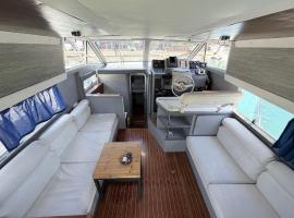 Confortable Yatch, hotelli Barcelonassa