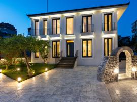 Le Mom Apart Hotel, hotel v destinaci Berat