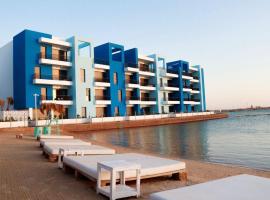 Ayla Oasis Luxury Chalets - Azure & Golf, hotel en Áqaba