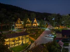 SaguleResort, hotell i Monasteri