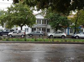 Hotel Confort Drochia, khách sạn ở Drochia