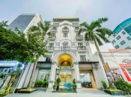 Airport Hotel - Golden Sun