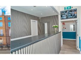 Iveagh Lodge, Hotel in Dublin