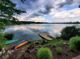 Lakefront Cottage with Private Dock in CT