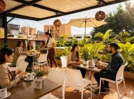 Laureles Guest House LGH Hotel