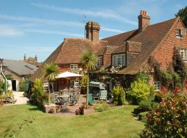 Hotel fotoğraf: Clayton Wickham Farmhouse