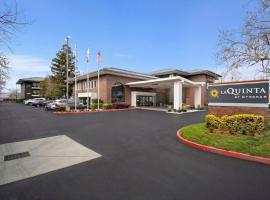 La Quinta by Wyndham Oakland - Hayward, khách sạn ở Hayward