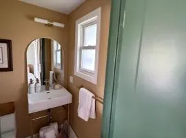 Gale River House - Boutique Hotel