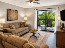Ozark Mountain Retreat, Family Condo with Resort Amenities