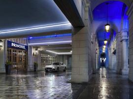 The Novotel Toronto Centre, hotel in Toronto