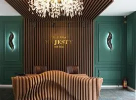 The Urban Majesty Hotel