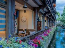 Cloudland Skystream View Designer Boutique Inn