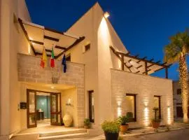 Insula Hotel