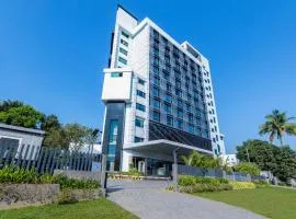 Vivanta Kochi, Aluva