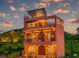Artisav House-A Luxury Boutique Stay, хотел в Джайпур