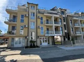 Семеен хотел Сирена
