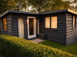 Tiny House nearby Spa Francorchamps, khách sạn ở Amblève