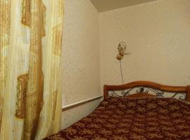 A picture of the hotel: Apartment 40 let Oktyabrya