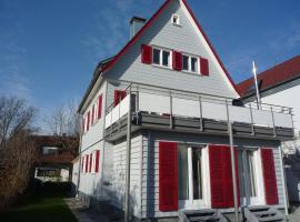 A picture of the hotel: Ferienhaus Villa Kunterbunt