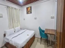 FabHotel Om Sai