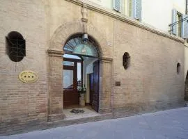 Palazzo Brunamonti Boutique Hotel