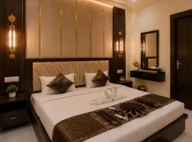 Hotel Abhinandan Near Shree Ram Mandir