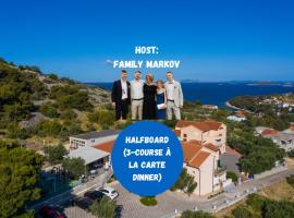 Hotel Murter, hotel in Murter