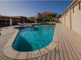 Santa Cruz में, होटल Sweet chalet - pool - 1 mn to national park
