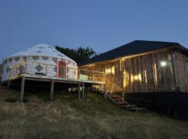 Yurt house Kolsai&Kaindy Lakes, hotell i Karabulak