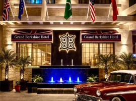 Grand Berkshire Signature Hotel operated by Berkshire Hotels & Resorts UK, hotel a Islamabad